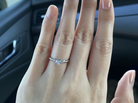 【COLANY(コラニー)の口コミ】 ネットで調べている時にこちらのブランドを知り、コンセプトや雰囲気に惹…