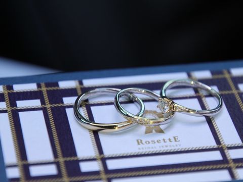 【RosettE(ロゼット)の口コミ】 婚約指輪と結婚指輪を同時にさがしてて、InstagramでRosettE(ロゼット)の…