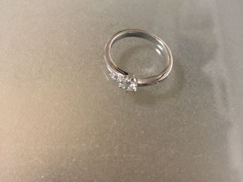 【アイプリモ(I-PRIMO)の口コミ】 相手の好みを先にリサーチした上で、伺わせて頂きました。好みのデザイン…