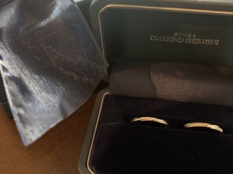 【銀座ダイヤモンドシライシの口コミ】 なんといってもデザイン！他のところにもいきましたが、ブルーミンのデザ…