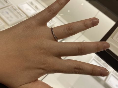 【俄(にわか)の口コミ】 京都発祥のブランドということもあり、和をモチーフとしていて、個性的な…