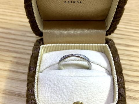 【アンジェリックフォセッテ(Angelique Fossette)の口コミ】 シンプルすぎず飽きのこないデザインを探していて、1～2時間ほど迷いまし…