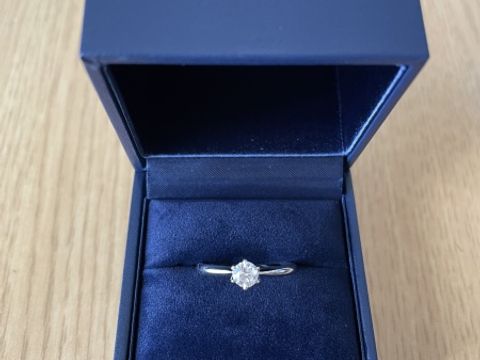 【銀座ダイヤモンドシライシの口コミ】 ネットで事前に4C(カラット、カット、カラー、クラリティ)について調べて…