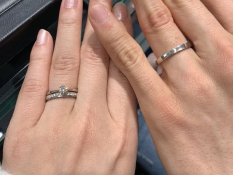 【ラザール ダイヤモンド(LAZARE DIAMOND)の口コミ】 婚約指輪はレヴァランスで、重ね付けを想定して購入しました♪
毎日つける…