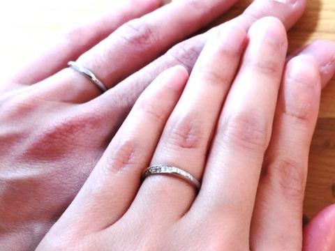 【HOSHI no SUNA 星の砂(ほしのすな)の口コミ】 キラキラしていてデザインがとっても気に入りました。他にも似たようなデ…