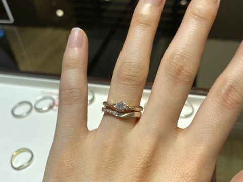 【杢目金屋(もくめがねや)の口コミ】 他のブランドにはない木目模様のデザインが1番の魅力だと思いました。プラ…