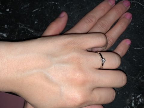 【アイプリモ(I-PRIMO)の口コミ】 普段使いできるようなデザインがよくて、尚且つ可愛いデザイン・キラキラ…