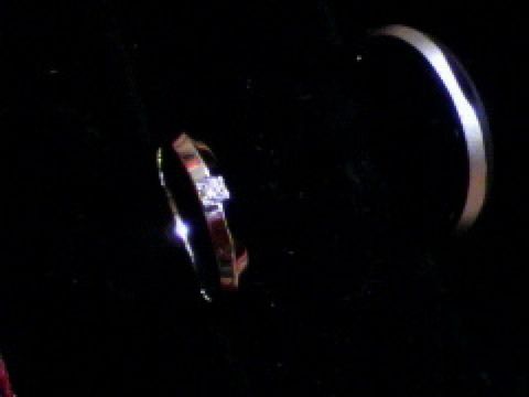 【ラザール ダイヤモンド(LAZARE DIAMOND)の口コミ】 変形しにくいプラチナの「鍛造」で初めから結婚指輪を探しておりました。…