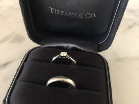 【ティファニー(Tiffany & Co.)の口コミ】 ティファニーの婚約指輪をもらったので、結婚指輪も同じブランドにしよう…
