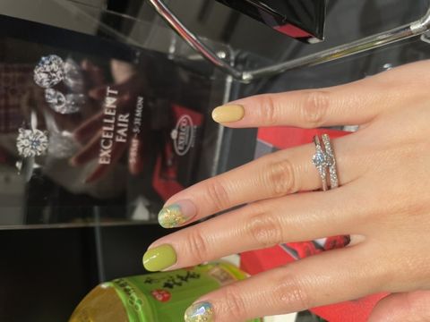 【エクセルコダイヤモンド(EXELCO DIAMOND)の口コミ】 エタニティタイプのものが好みだったのですが、似たようなデザインをいく…