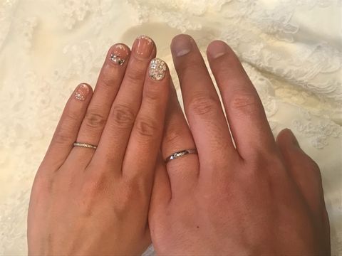 【ギンザタナカブライダル(GINZA TANAKA BRIDAL)の口コミ】 主人は金属アレルギーのため、プラチナ９９９にしました。デザインは、角…