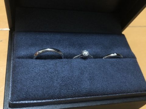 【ラザール ダイヤモンド(LAZARE DIAMOND)の口コミ】 デザインの種類が多く、結婚指輪は男女でペアになっており、統一感がある…