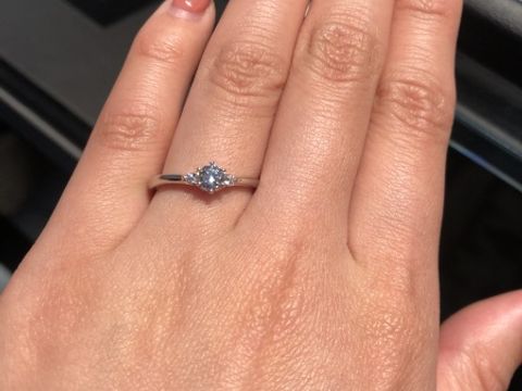 【エクセルコダイヤモンド(EXELCO DIAMOND)の口コミ】 指輪のデザインは、見学した中でダントツ一番多かったです。30万円台で気…