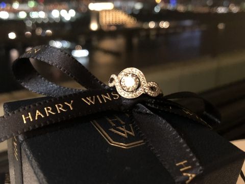 【ハリー・ウィンストン(Harry Winston)の口コミ】 指が太く短めなので、ボリュームのあるデザインを中心の探しました。こち…