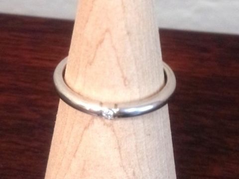 【アイプリモ(I-PRIMO)の口コミ】 結婚指輪は、婚約指輪とは違って一生着けるものなので、着け心地とシンプ…