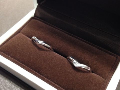 【アイプリモ(I-PRIMO)の口コミ】 指が太めなので綺麗に見えるVラインのもので探していたら、Vのところが織…