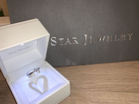 【STAR JEWELRY(スタージュエリー)の口コミ】 デザインを一番最初に見た時に素敵だと思っていました。しかし、色んなデ…