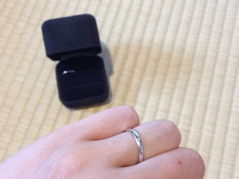 【ティファニー(Tiffany & Co.)の口コミ】 結婚指輪はダイヤなどがついていないシンプルなものが欲しかったので、こ…