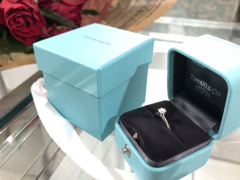 【ティファニー(Tiffany & Co.)の口コミ】 指輪の決め手はブランド力です。一生に一度のプレゼントですので、インパ…
