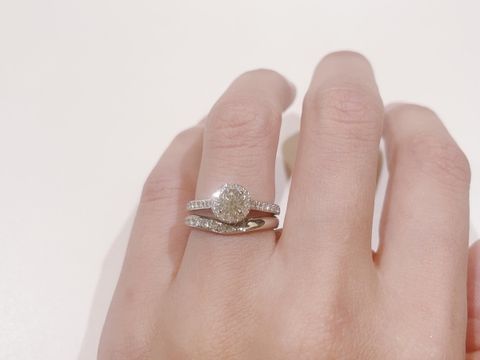 【ラザール ダイヤモンド(LAZARE DIAMOND)の口コミ】 ずっと憧れのブランドだったこと、デザインのかわいさと、結婚指輪とのバ…