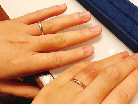 【4℃ BRIDAL(ヨンドシーブライダル)の口コミ】 プラチナ×ピンクゴールドの色味が、好みにピッタリでした。
結婚指…