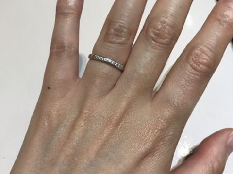 【TRECENTI(トレセンテ)の口コミ】 シンプルですが、飽きが来ないデザイン特徴です。ダイヤモンドもキラキラ…