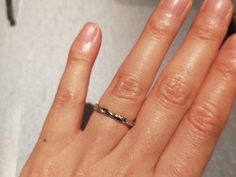 【ORECCHIO(オレッキオ)の口コミ】 デザインが物凄く独特なので、とっても魅力的な指輪が多かったです。色々…