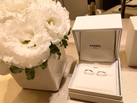 【シャネル(CHANEL)の口コミ】 結婚指輪は憧れのブランドで買うのが夢でした。婚約指輪にカルティエのエ…