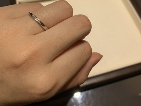 【俄(にわか)の口コミ】 指輪のデザインに対してそれぞれの意味合いがありそれがどれも素敵です。
…