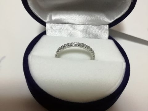 【GALA JEWELRY(ガラジュエリー)の口コミ】 他の店舗でエタニティリングを試着させてもらい凄く気に入りました。結婚…