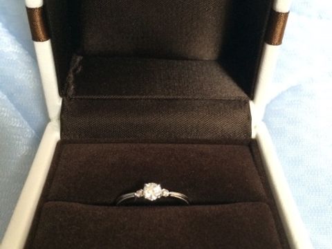 【アイプリモ(I-PRIMO)の口コミ】 夫と一緒に選びました。様々なデザインの中から一目惚れしました。
本来で…