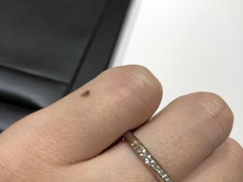 【ラザール ダイヤモンド(LAZARE DIAMOND)の口コミ】 外資系ブランドということもあり、太めのリングで存在感があります。ダイ…