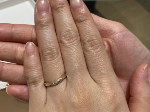 【杢目金屋(もくめがねや)の口コミ】 オーダーメイドなので、素材の組み合わせ(プラチナとゴールド等)、太さ、…