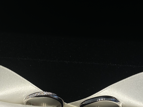 【エクセルコダイヤモンド(EXELCO DIAMOND)の口コミ】 最初はシンプルなものを探していましたが、色々見ているうちにエクセルコ…