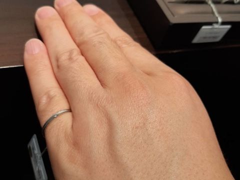 【アイプリモ(I-PRIMO)の口コミ】 細身の価格帯が安価なもの(ヒュアデス)でもプラチナ950かつ鍛造工法という…