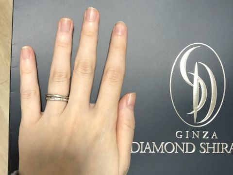 【銀座ダイヤモンドシライシの口コミ】 シンプルが好きですが、あまりにもただのリングだとオモチャみたいにも見…