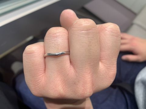 【アイプリモ(I-PRIMO)の口コミ】 指輪の細さがとても気に入りました。太めなものが多かったので、出会えた…