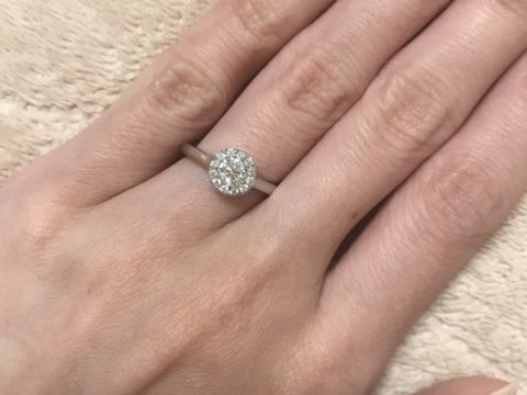 【ラザール ダイヤモンド(LAZARE DIAMOND)の口コミ】 ネットで見たデザインがどんぴしゃだったことに加えて、ヘイローでも細い…