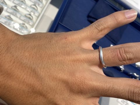 【銀座ダイヤモンドシライシの口コミ】 Vのラインが綺麗に見えます！
マット加工をしたことにより差がはっきり見…