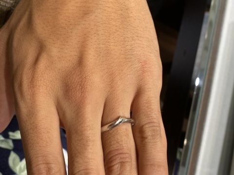 【アイプリモ(I-PRIMO)の口コミ】 V字のラインで繊細な印象ですが、角張っている部分もあり柔らかすぎなくて…