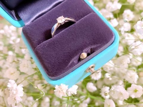 【ティファニー(Tiffany & Co.)の口コミ】 彼といっしょに見に行きました。私個人では女性らしいフォルムがよく、あ…