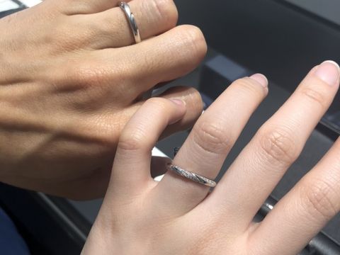 【エクセルコダイヤモンド(EXELCO DIAMOND)の口コミ】 お揃い感を大切にされる方、ギラつき過ぎは嫌だけどダイヤの特別感が欲し…