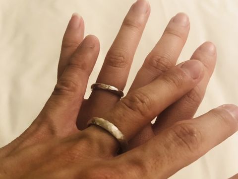 【SIENAROSE(シエナロゼ)の口コミ】 私は太めのリングを探していて、さらに一粒ダイヤがついているのが希望で…