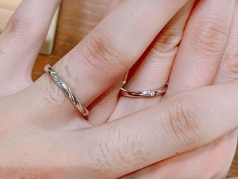 【TRECENTI(トレセンテ)の口コミ】 ストレートタイプの結婚指輪を探していました。
シンプルなものを希望して…