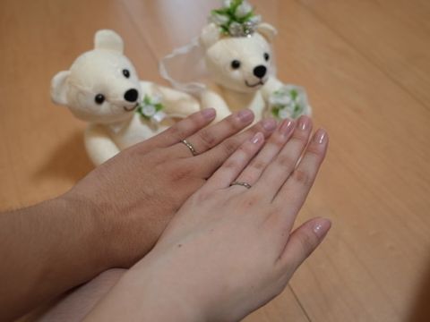 【4℃ BRIDAL(ヨンドシーブライダル)の口コミ】 ねじれのデザインに一目惚れして、今の夫と即決しました。ねじれのリング…