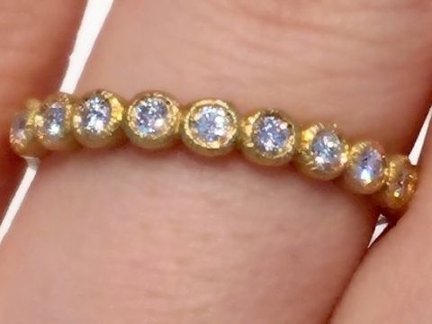 【YUKA HOJO(ユカホウジョウ)の口コミ】 ナチュラルで素朴な印象で、とても可愛いです。若い方によく似合いそうで…