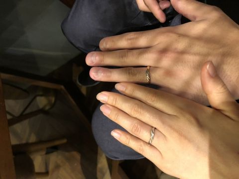 【BIJOUPIKO(ビジュピコ)の口コミ】 ピンクゴールドやプラチナなど、異なった金属を捻って繋げて溶接し、一本…