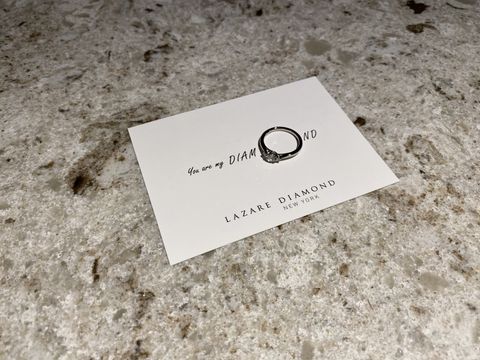 【ラザール ダイヤモンド(LAZARE DIAMOND)の口コミ】 定番すぎるブランドはやめようと思い、調べてるうちに出会ったこちらのブ…