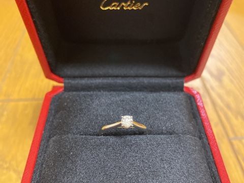 【カルティエ(Cartier)の口コミ】 カルティエのブランドと歴史に魅力を感じたから。
購入したエンゲージリン…