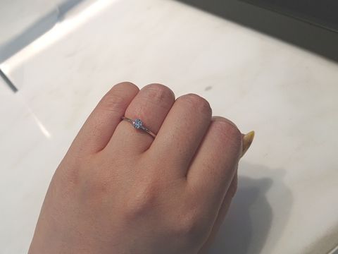 【ティファニー(Tiffany & Co.)の口コミ】 婚約指輪は普段使いしない方も多いと思いますが、私は後に購入する結婚指…
